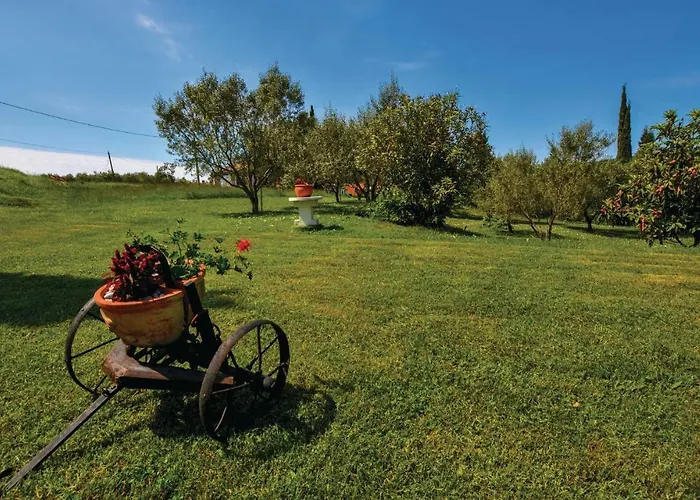 Apartamento 2 Bedroom Awesome In Portorož